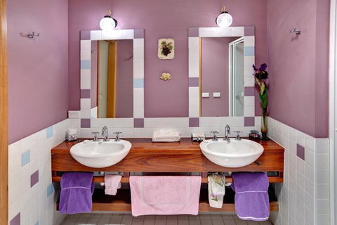 Ditto Daddy's - Tourism Caloundra 8