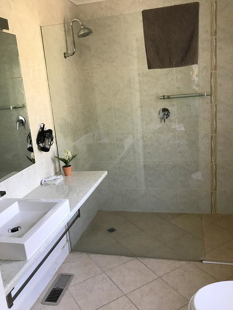 Tarra Bulga Guesthouse - Tourism Caloundra 11