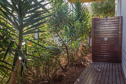 Saltwater Breeze Retreat - Tourism Caloundra 36