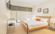 Stylish 3 Bedroom Townhouse - Free Parking - thumb 19