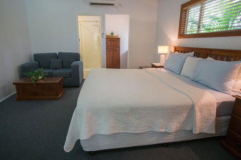 Debbie\'s Place - Tourism Caloundra 21