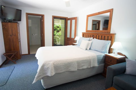 Debbie\'s Place - Tourism Caloundra 3