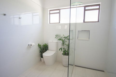 Debbie\'s Place - Tourism Caloundra 6