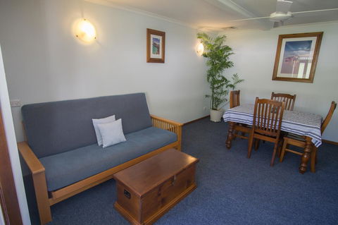 Debbie\'s Place - Tourism Caloundra 41