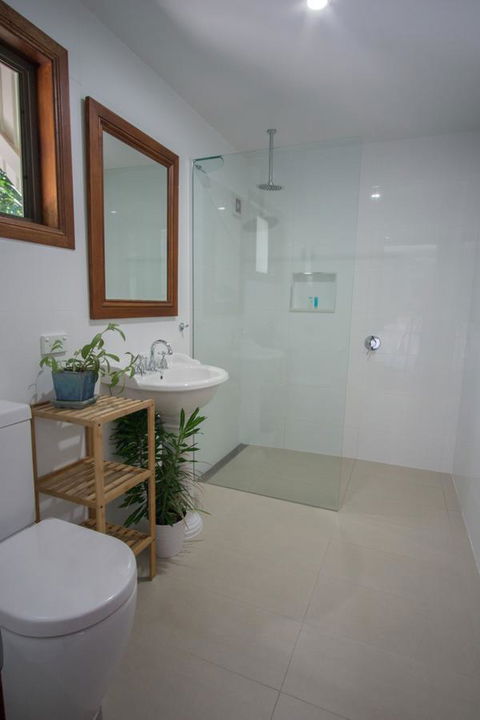 Debbie\'s Place - Tourism Caloundra 5
