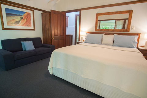 Debbie\'s Place - Tourism Caloundra 37