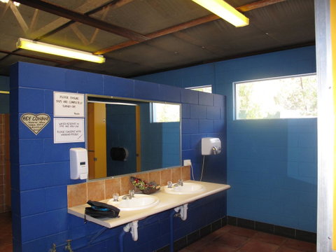 Cool Bananas Backpackers - Tourism Caloundra 44