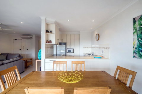 Sunseeker Holiday Apartments - Tourism Caloundra 43