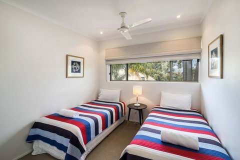 Sunseeker Holiday Apartments - Tourism Caloundra 3