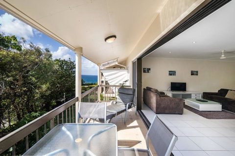 Sunseeker Holiday Apartments - Tourism Caloundra 0