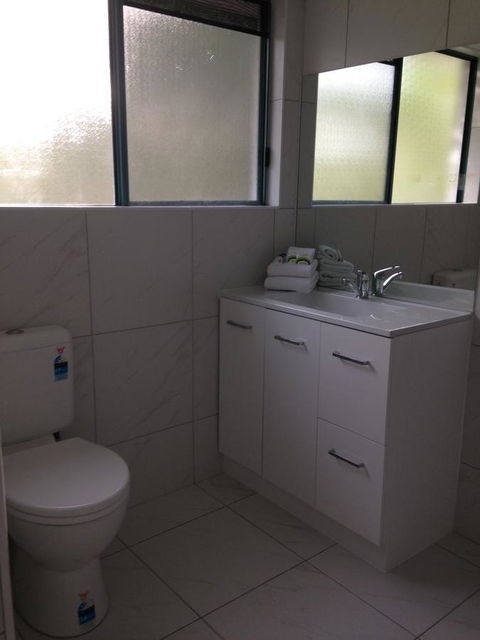 Chez Noosa Resort Motel - Tourism Caloundra 24