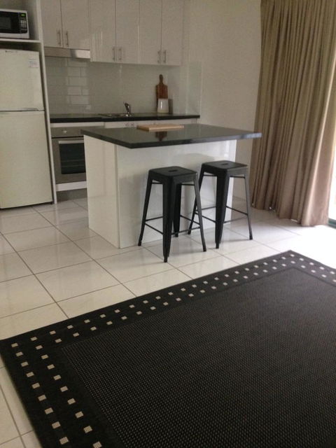Chez Noosa Resort Motel - Tourism Caloundra 29