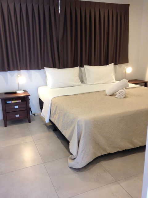 Chez Noosa Resort Motel - Tourism Caloundra 13