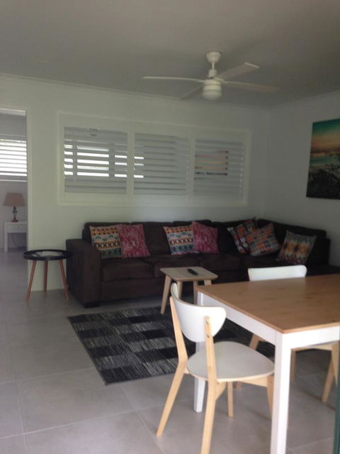 Chez Noosa Resort Motel - Tourism Caloundra 19