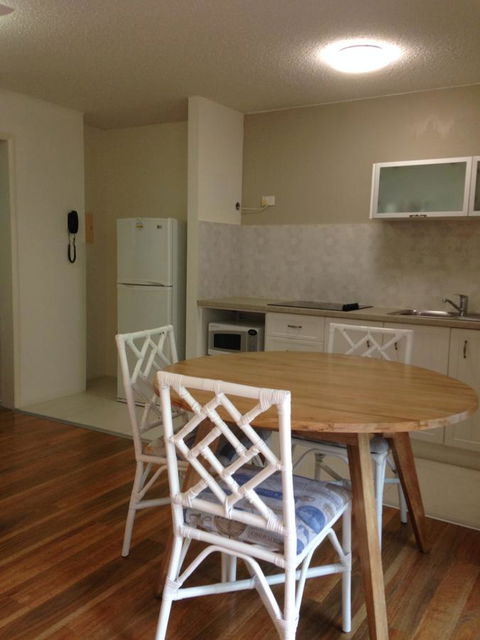 Chez Noosa Resort Motel - Tourism Caloundra 33