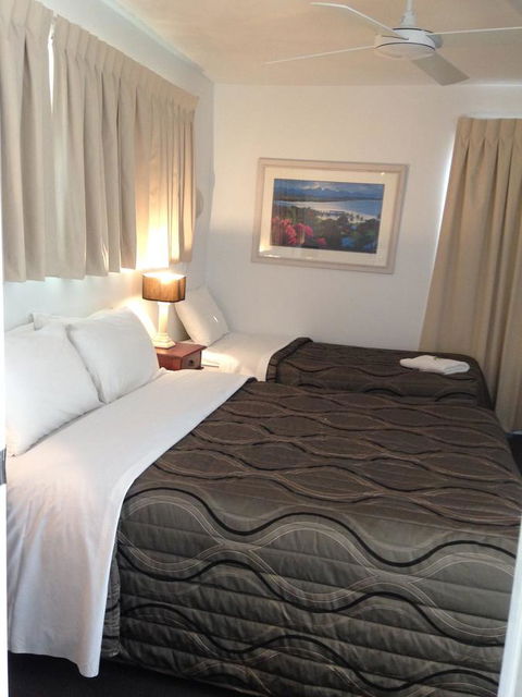 Chez Noosa Resort Motel - Tourism Caloundra 2