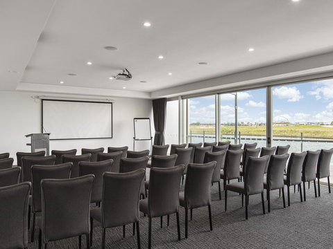 Mercure Sunshine Coast Kawana Waters - Tourism Caloundra 43