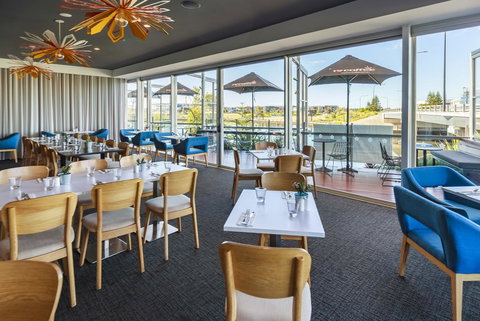 Mercure Sunshine Coast Kawana Waters - Tourism Caloundra 2
