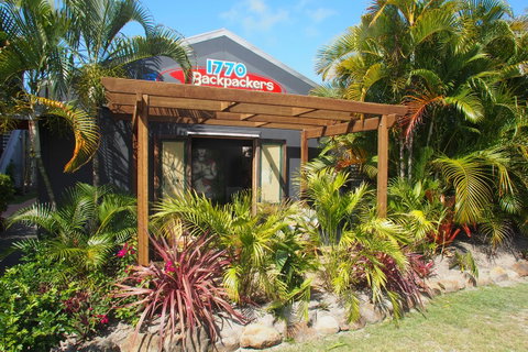 Backpackers At 1770 - Tourism Caloundra 12