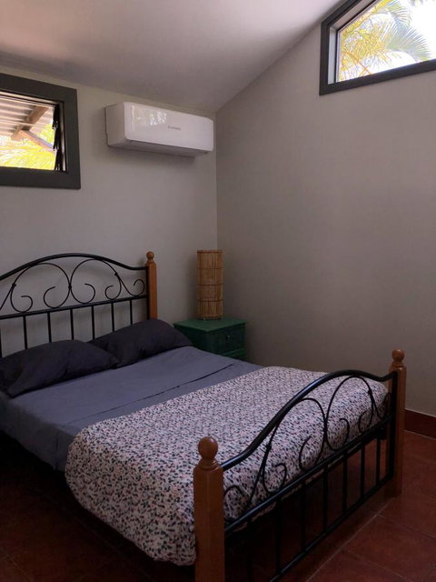 Backpackers At 1770 - Tourism Caloundra 8