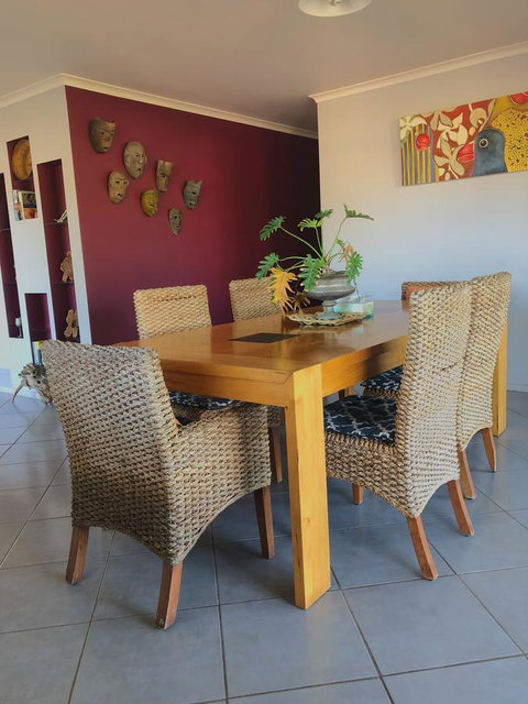 Backpackers At 1770 - Tourism Caloundra 5