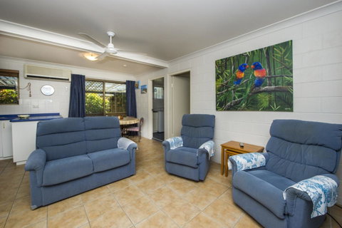 Magnetic North Apartment 1 - Tourism Caloundra 4