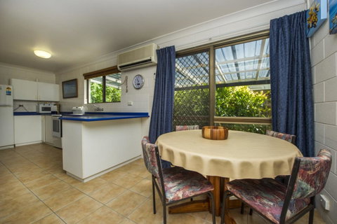 Magnetic North Apartment 1 - Tourism Caloundra 5