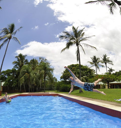 Nomads Airlie Beach - Tourism Caloundra 24