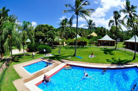 Nomads Airlie Beach - Tourism Caloundra 6