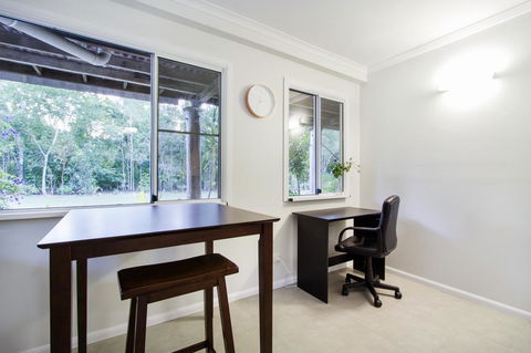 Airlie Beach Eco Cabins - Adults Only - Tourism Caloundra 42