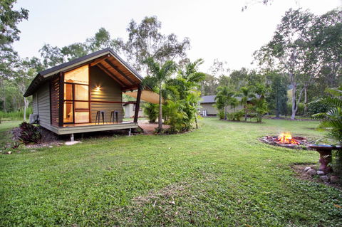 Airlie Beach Eco Cabins - Adults Only - Tourism Caloundra 28