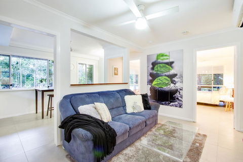 Airlie Beach Eco Cabins - Adults Only - Tourism Caloundra 39