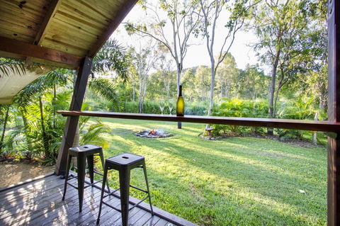 Airlie Beach Eco Cabins - Adults Only - Tourism Caloundra 2
