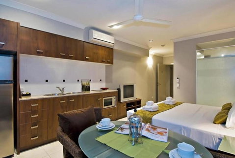 Blue Lagoon Resort - Tourism Caloundra 24