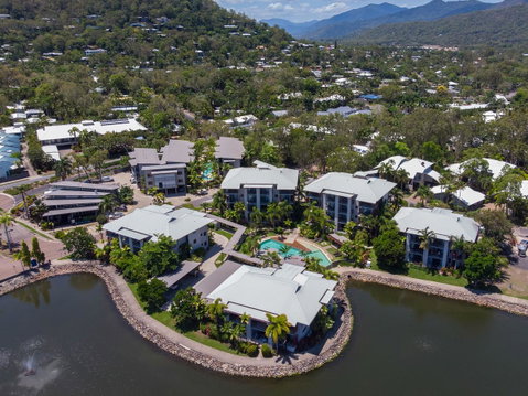 Blue Lagoon Resort - Tourism Caloundra 9