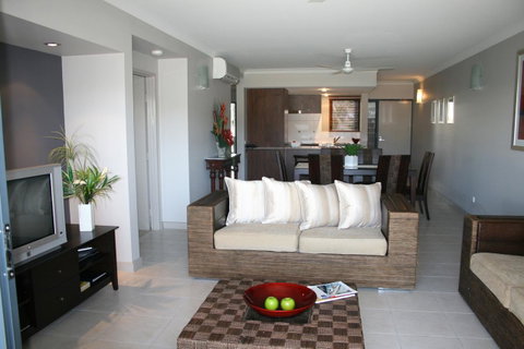 Blue Lagoon Resort - Tourism Caloundra 12