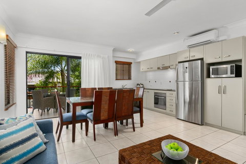Blue Lagoon Resort - Tourism Caloundra 4