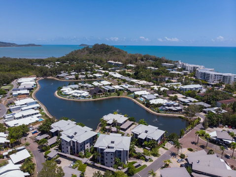 Blue Lagoon Resort - Tourism Caloundra 7