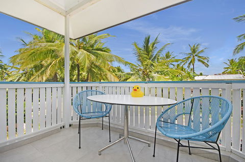 By The Sea Port Douglas - Tourism Caloundra 16