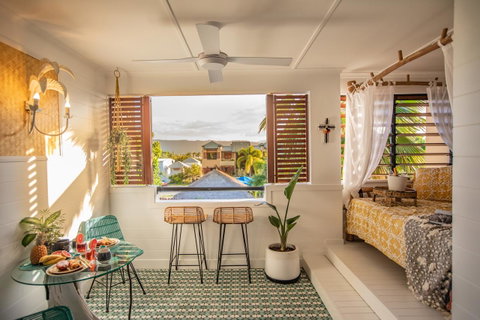 NOMAD - Luxe Apartment - Tourism Caloundra 1