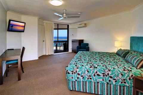 Coolum Caprice - Tourism Caloundra 33