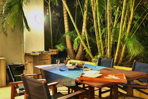 Rolling Surf Resort - Tourism Caloundra 33