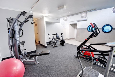 Rolling Surf Resort - Tourism Caloundra 32
