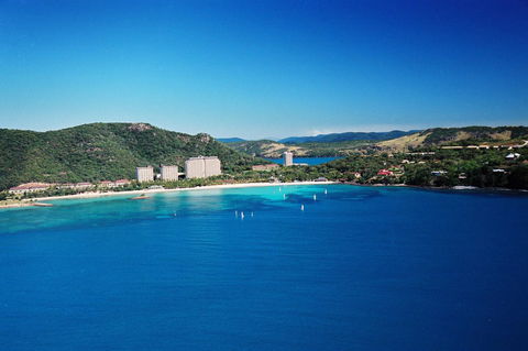 Poinciana 112 - Tourism Caloundra 0