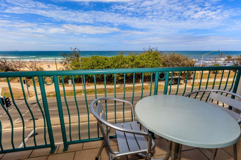 Grand Palais Boolarong Beachside Apartments - Tourism Caloundra 30