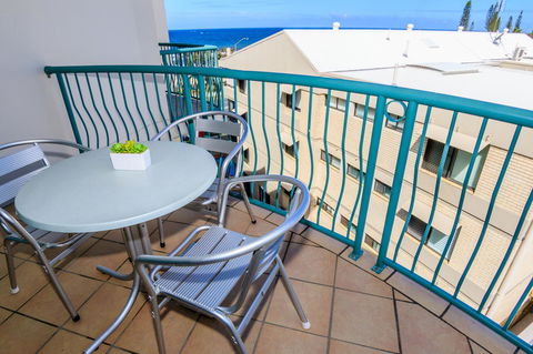 Grand Palais Boolarong Beachside Apartments - Tourism Caloundra 19