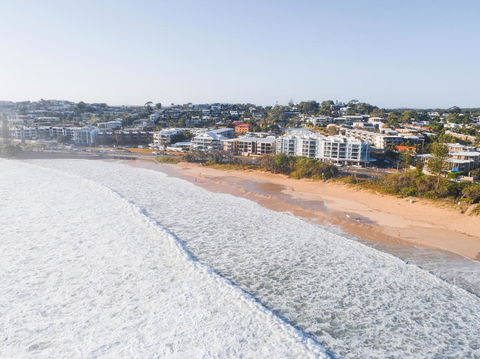 Grand Palais Boolarong Beachside Apartments - Tourism Caloundra 3