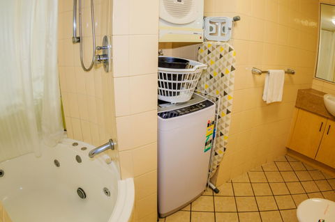 Grand Palais Boolarong Beachside Apartments - Tourism Caloundra 37