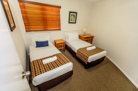 Grand Palais Boolarong Beachside Apartments - Tourism Caloundra 28