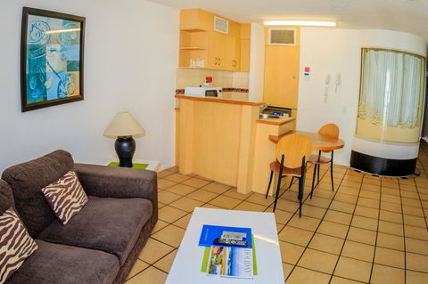 Grand Palais Boolarong Beachside Apartments - Tourism Caloundra 38